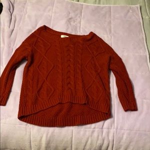 Maroon sweater